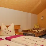 アパート An Der Hainmuehle